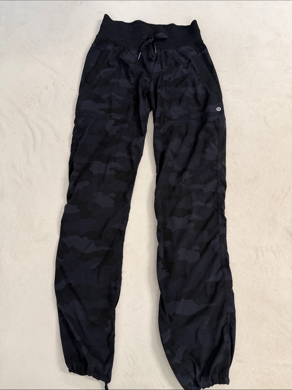 Lululemon Dance Studio Mid-Rise Pant
Heritage 365 Camo Deep Coal Multi 
Size 4 - Picture 5 of 9